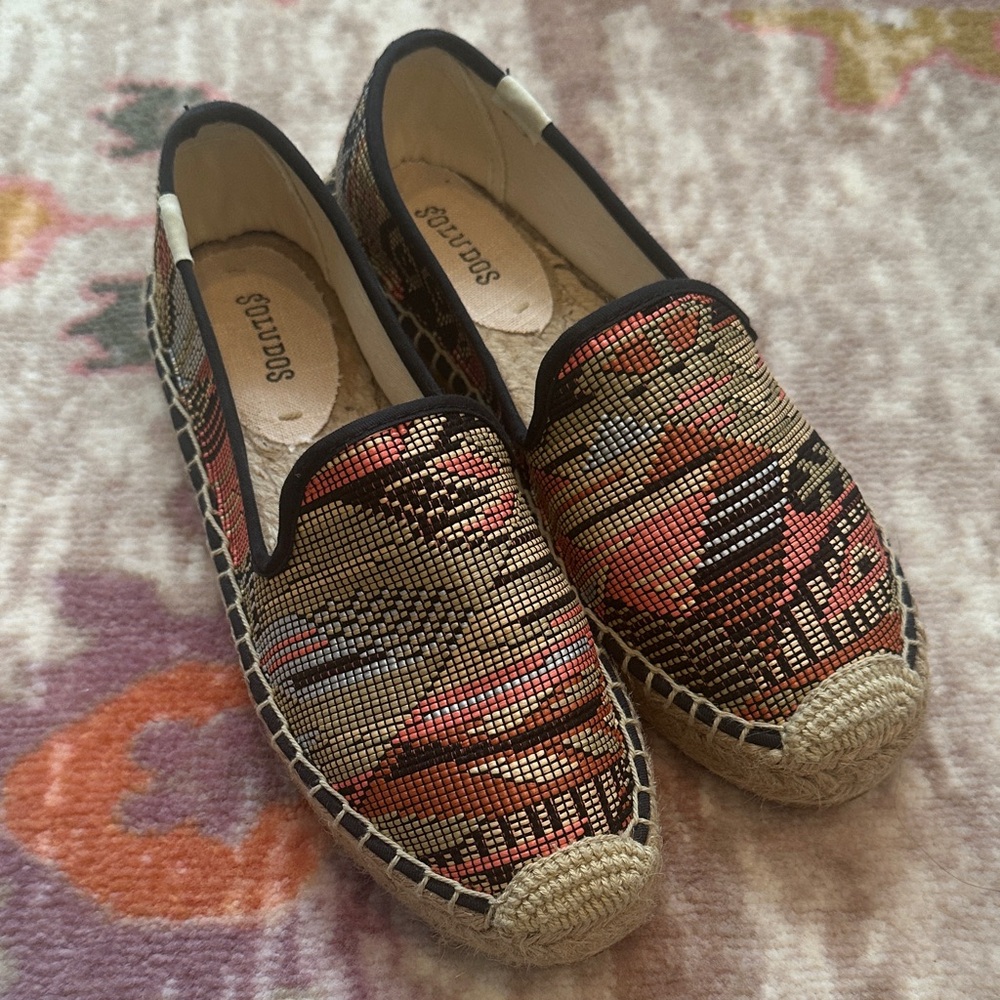Solid is Platform Smoking Slipper